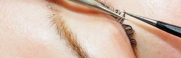 まつ毛エクステンション